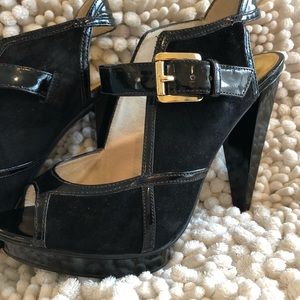 5.5 Michael Kors Suede patent leather heels